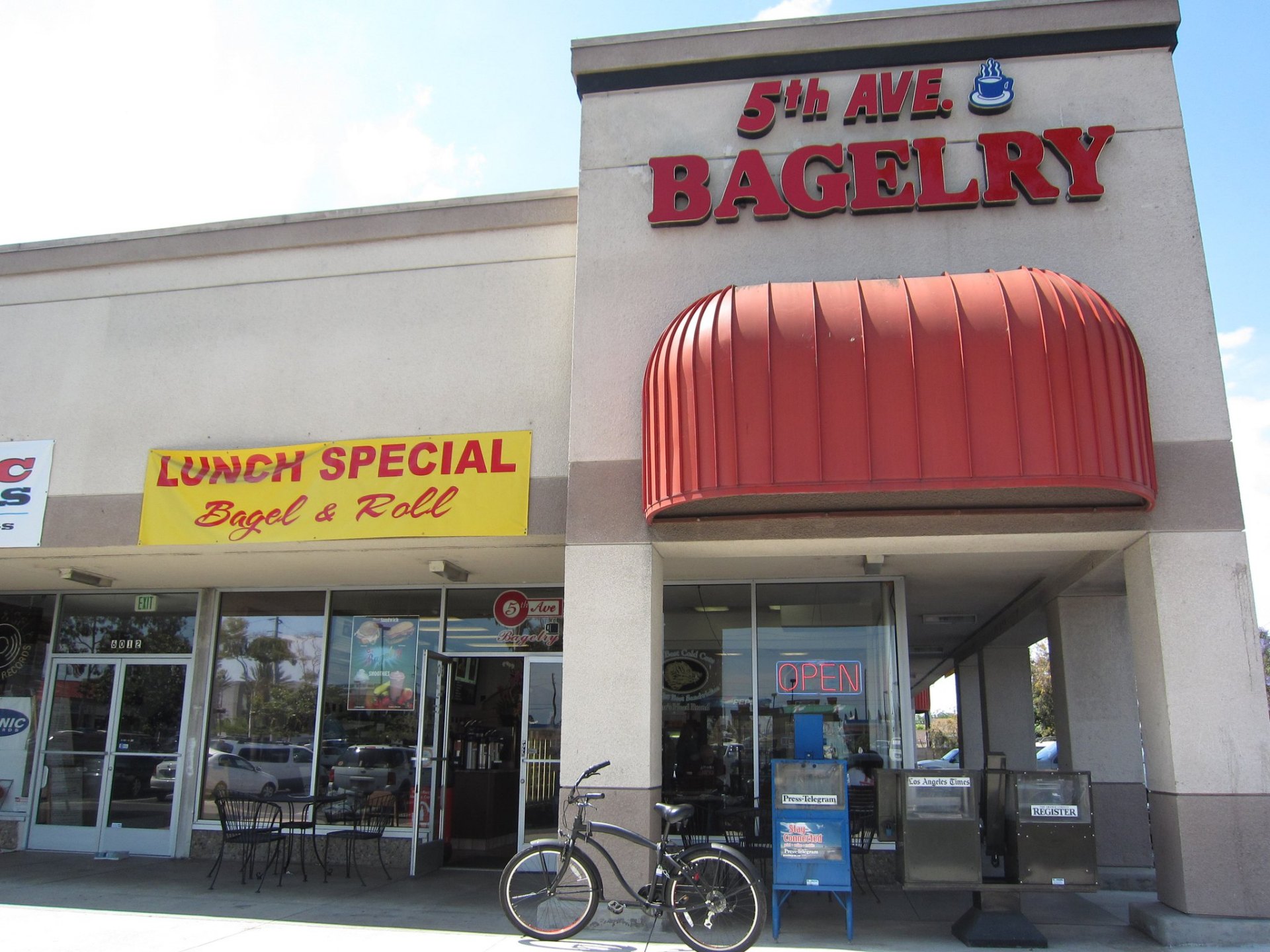 5th Ave Bagelry storefront in Buena Park